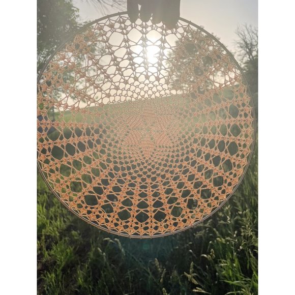 Vintage Doily on Metal Hoop Wall Deco BOHO Hippy - Picture 4 of 10